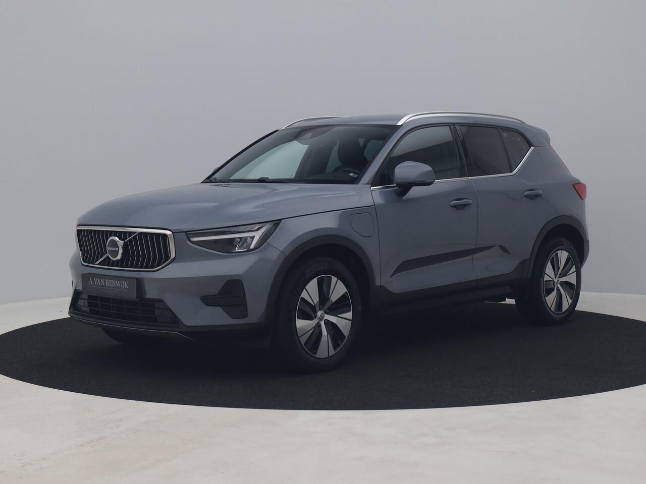 volvo-xc40-1.5-t4-recharge-inscript