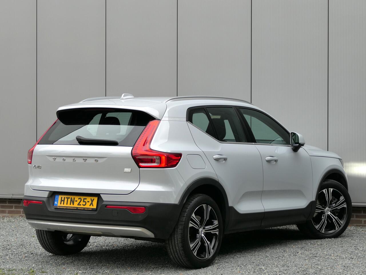 Volvo XC40 1.5 T4 Recharge Inscription 12 MND garantie Leer / Keyless Entry / 19'' / DAB+ / Navi