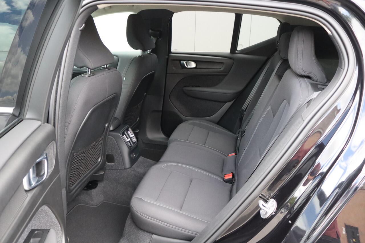 Volvo XC40 1.5 T4 PHEV Recharge Inscription Expr. Carplay-android/Parkeerhulp/Elektr.-klep