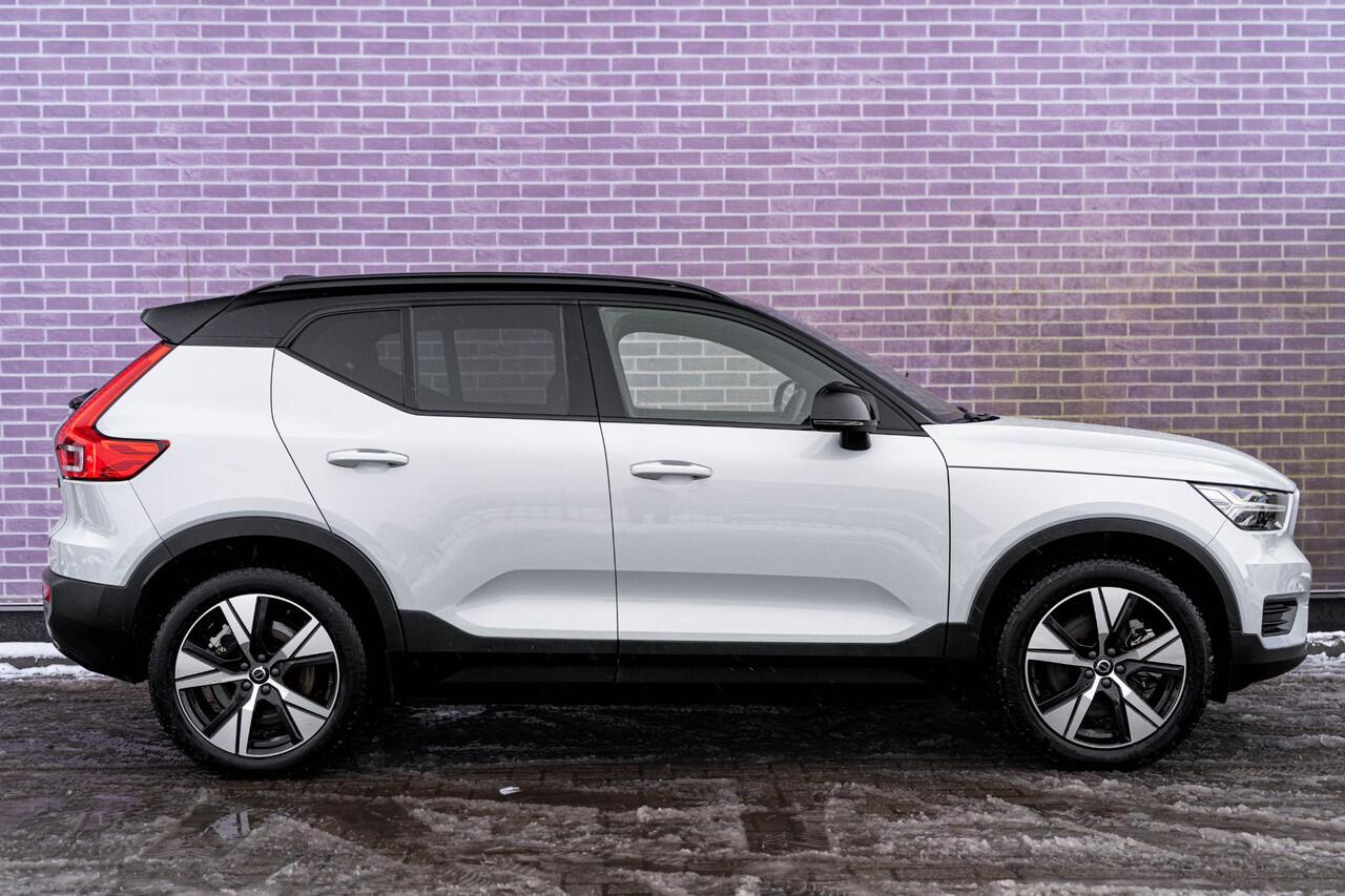 Volvo XC40 Recharge 70 kWh Core | 1e Eigenaar | Navigatie | Cruise Control | Stoel/-Stuurverwarming | Achteruijcamera | Climate Control | Getint Glas | Zitverlenging