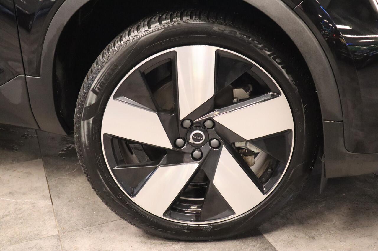 Volvo XC40 Single Motor Extended Range Plus 82 kWh ACC 20'' PDC Keyless Entry/Go 24 maanden garantie mogelijk (*vraag naar de voorwaarden)