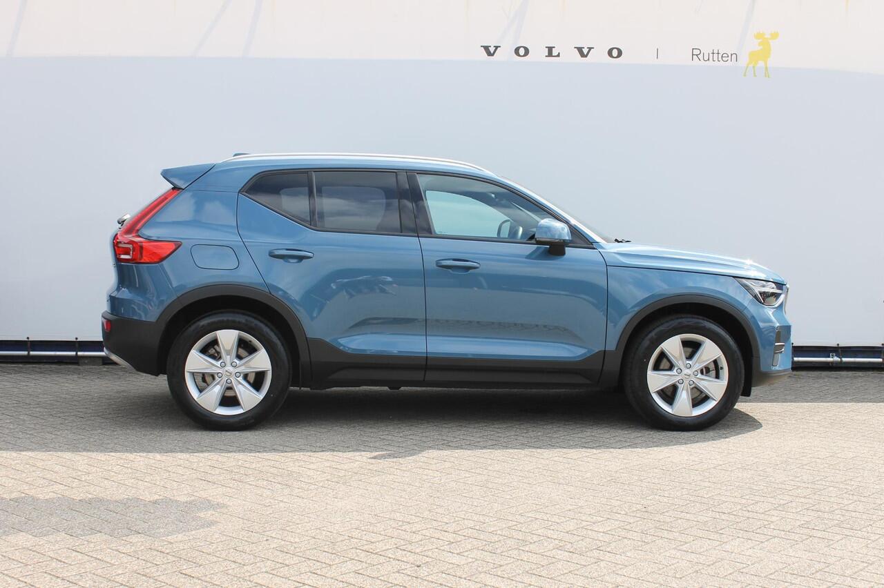 Volvo XC40 B3 177PK Automaat Core Google infotainment / Draadloos telefoon opladen / Elektrisch bedienbare bestuurdersstoel met geheugen / Adaptieve Cruise Control