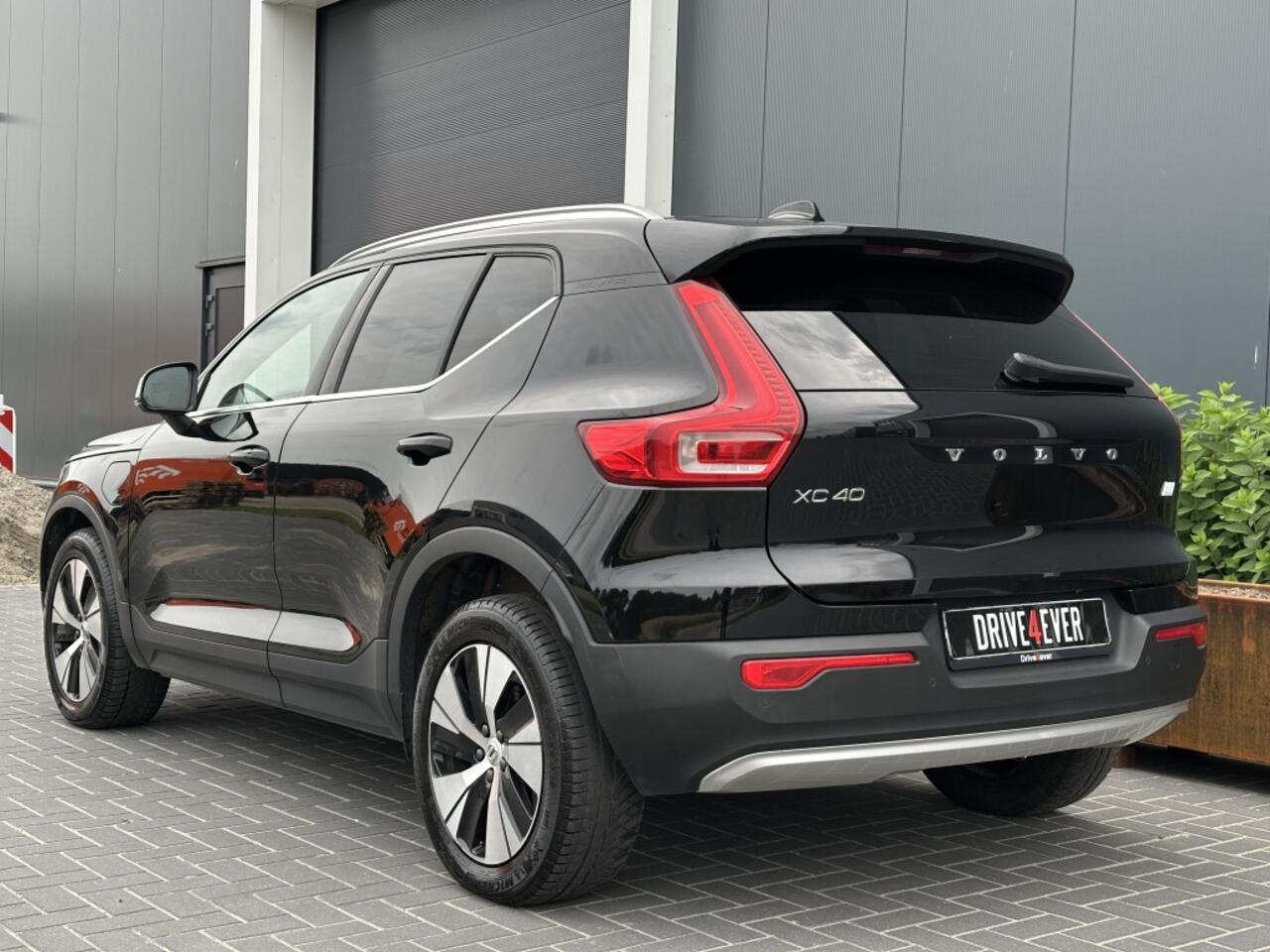 Volvo XC40 1.5 T4 Rech Inscr. M2022 NAVI PDC CAMERA LEDER LED VIRTUAL