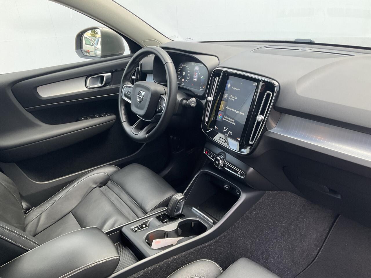 Volvo XC40 1.5 T5 262pk PHEV Twin Engine Inscription Leer Stoel/Stuurverw Carplay Led Voll.Onderhouden!