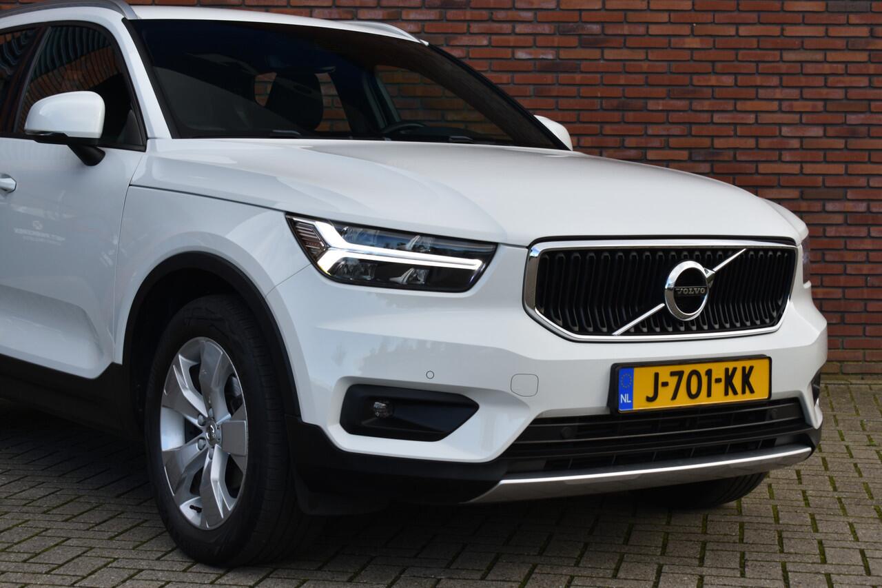 Volvo XC40 T3 163PK Automaat Business Pro | Parkeercamera | Trekhaak |