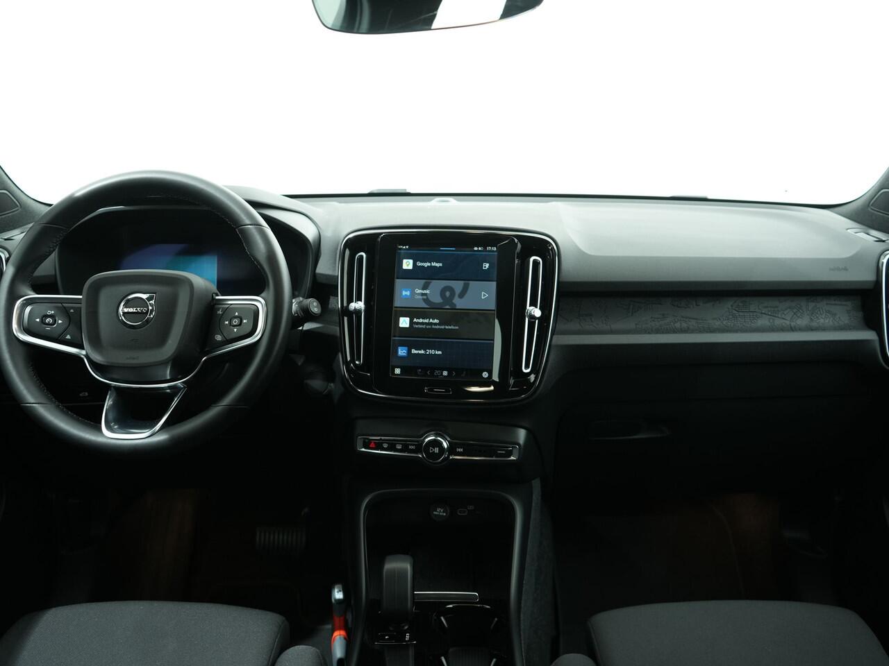 Volvo XC40 RECHARGE 232PK PLUS 70 KWH 96,72% SOH | Pilot Assist | Stoel/Stuurverwarming | Camera