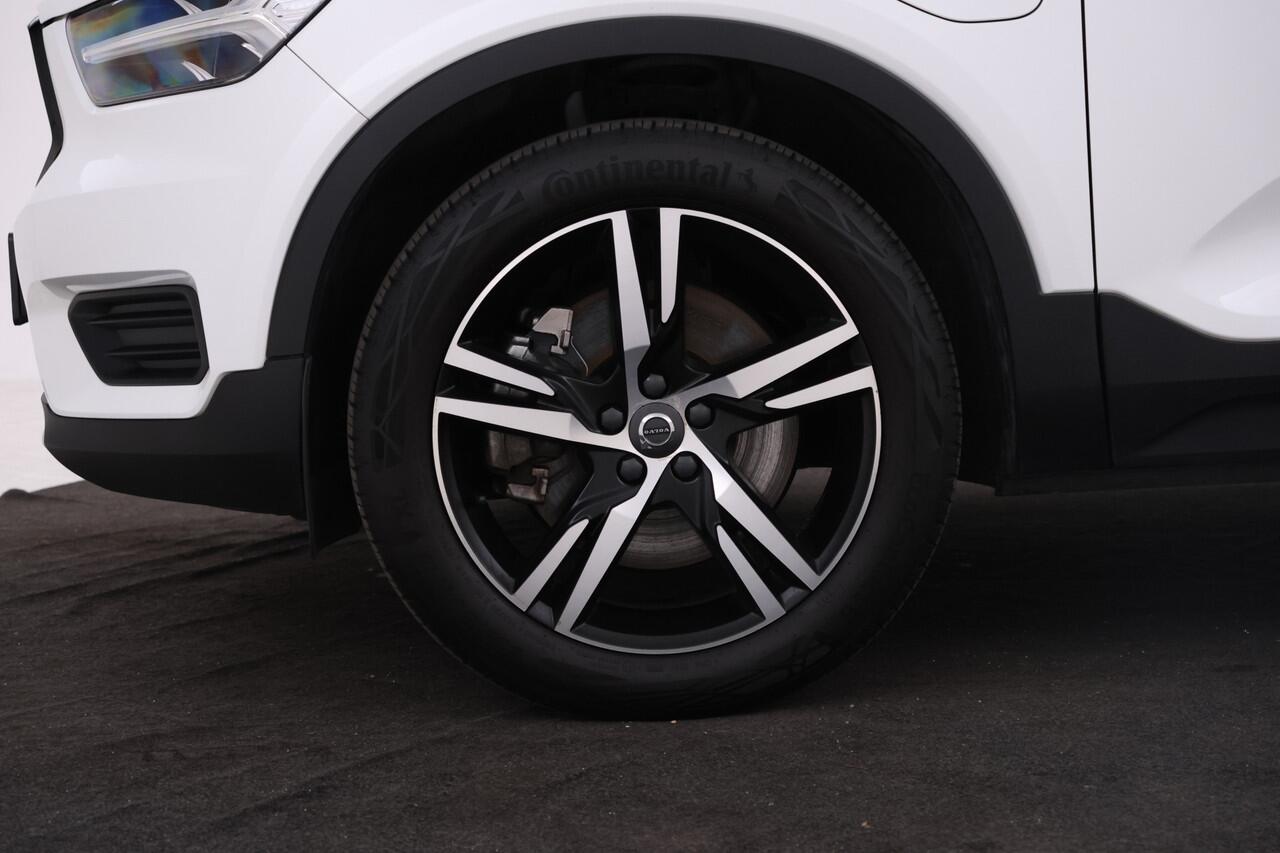 Volvo XC40 1.5 T5 Twin Engine Inscription navigatie, climate, Trekhaak elektr. lmv