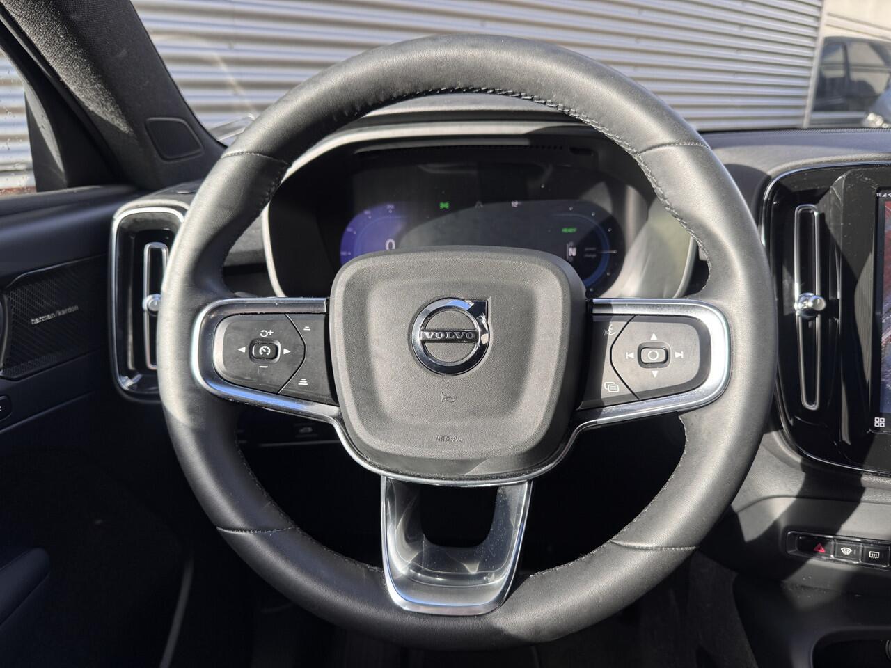 Volvo XC40 Recharge Twin Ultimate 78 kWh | Panorama-dak | Grote Accu | CarPlay | Harman Kardon |