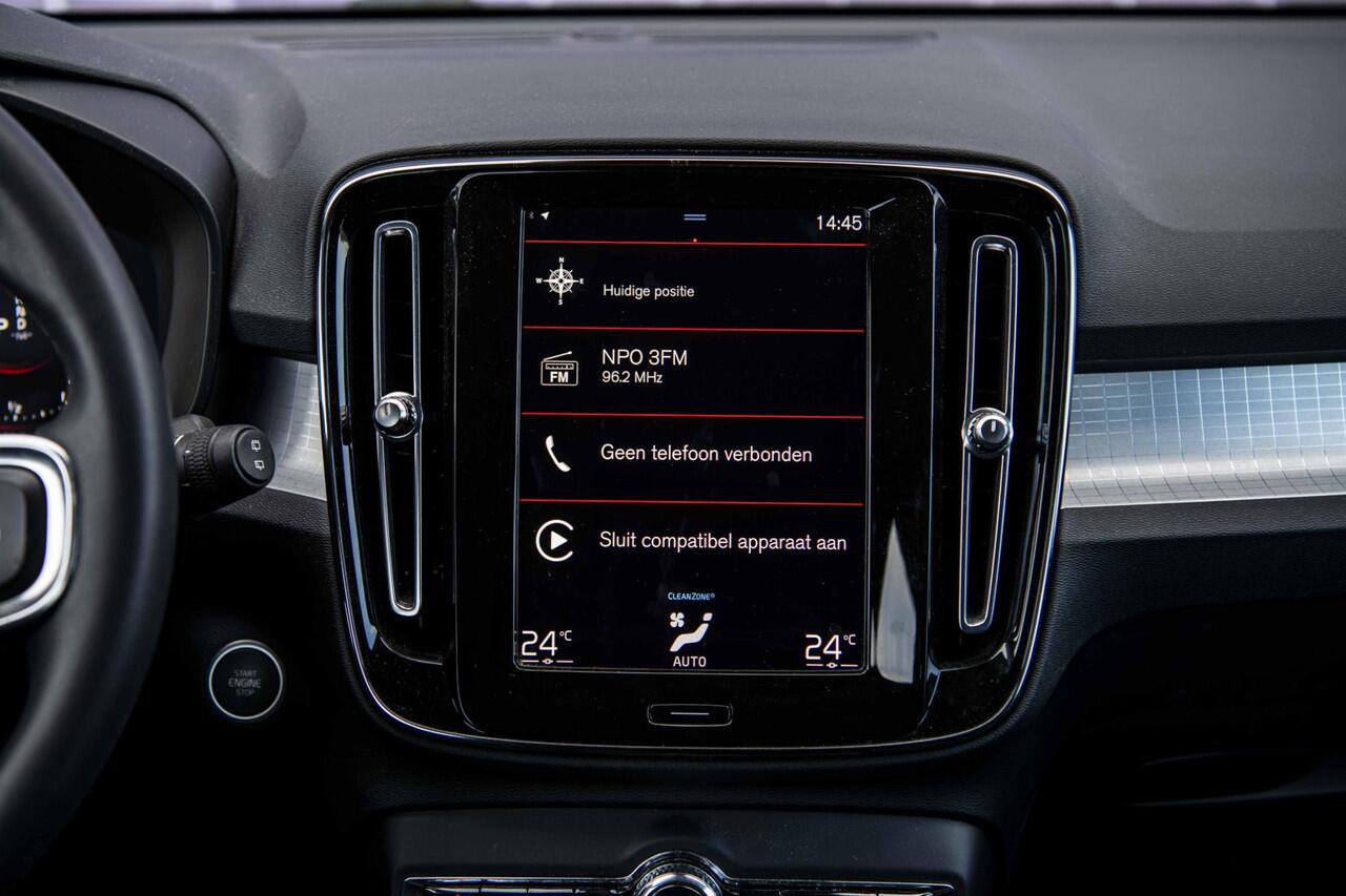 Volvo XC40 1.5 T2 Momentum | Trekhaak | Navigatie | Climate control | 18" velgen | Apple Carplay / Android Auto | Cruise control | LED koplampen |