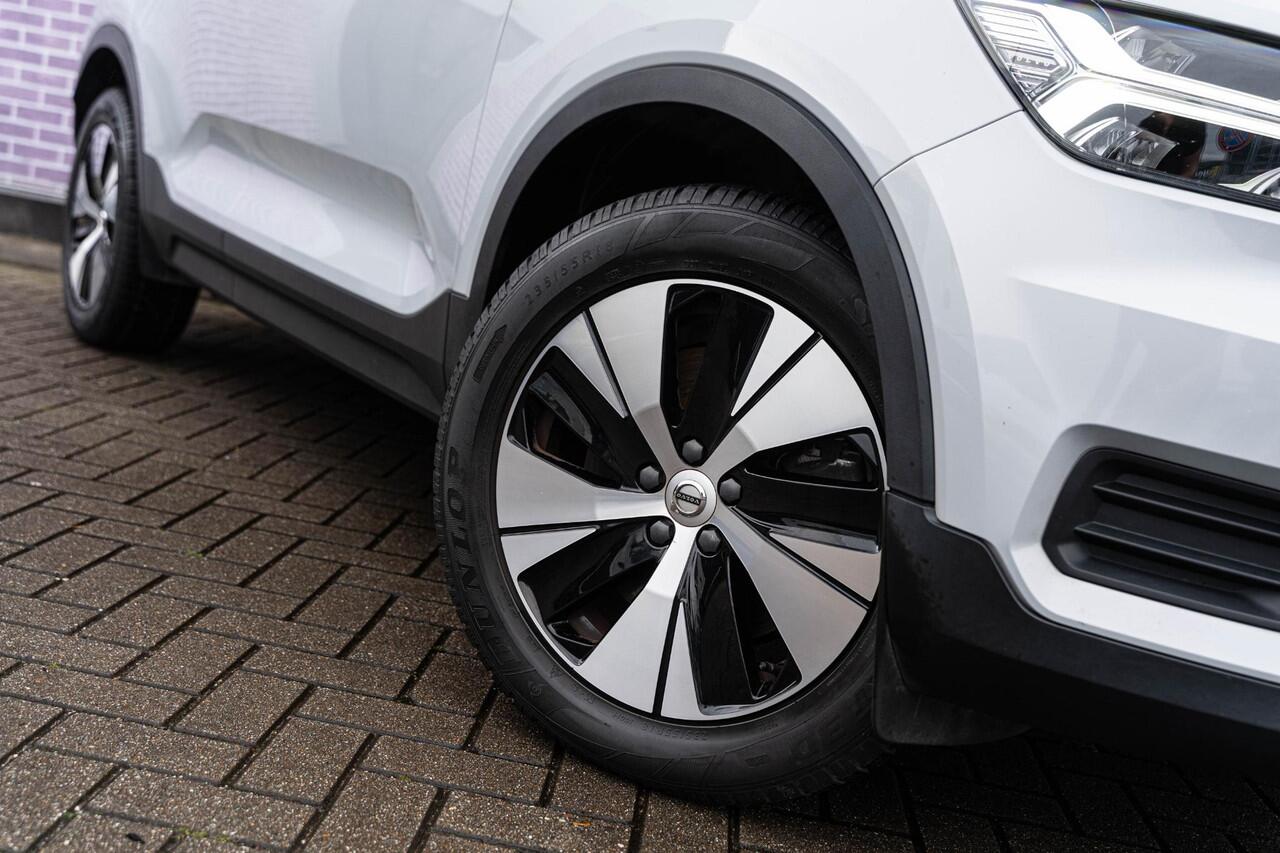 Volvo XC40 T5 Recharge Inscription Expression | Camera | Adaptive Cruise Control | DAB | Climate control | Parkeersensoren Voor + Achter | Carplay | Volvo On Call |