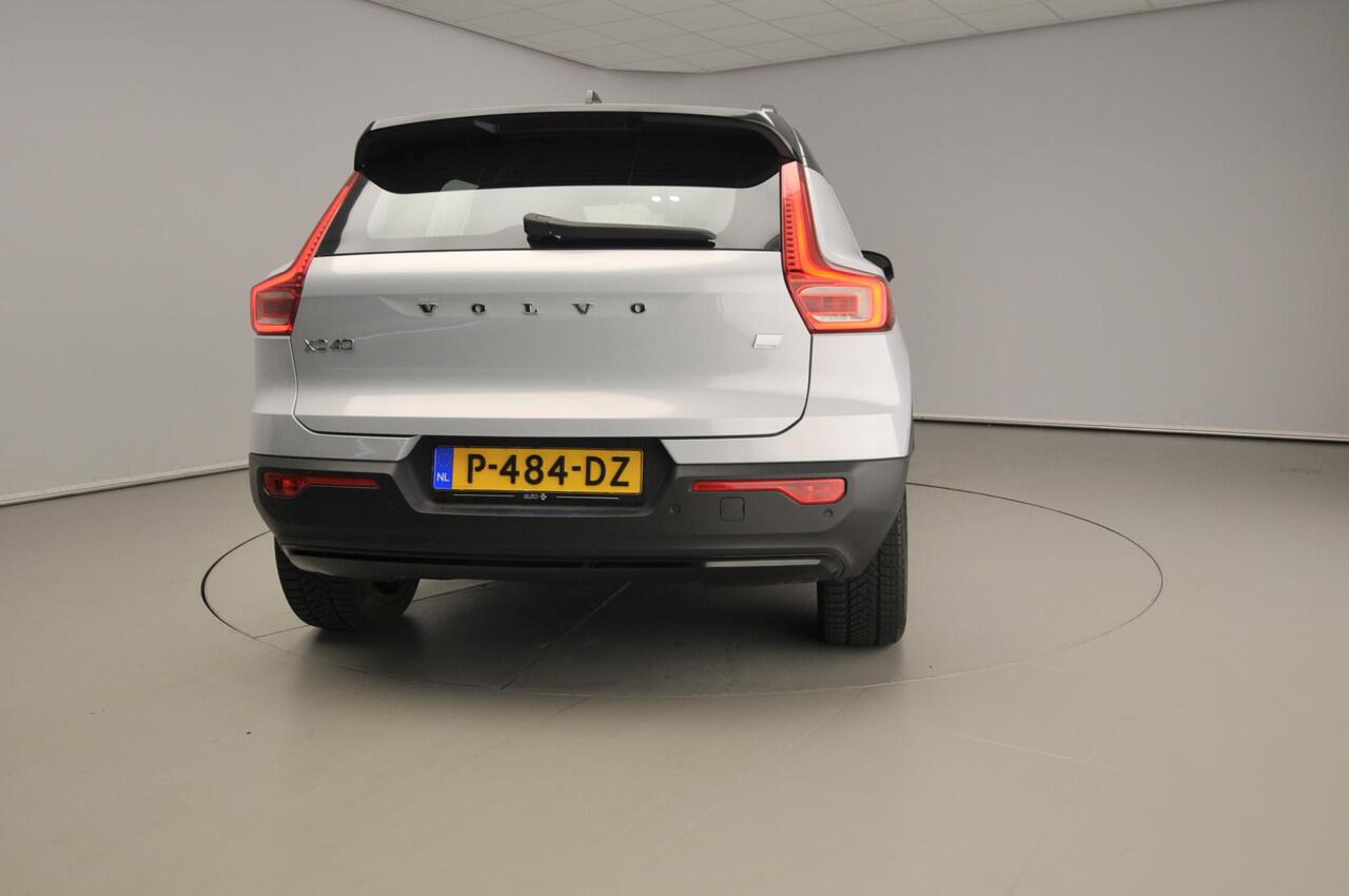 Volvo XC40 Recharge P8 AWD R-Design SoH 93,6% | Keyless | Navi | 19"