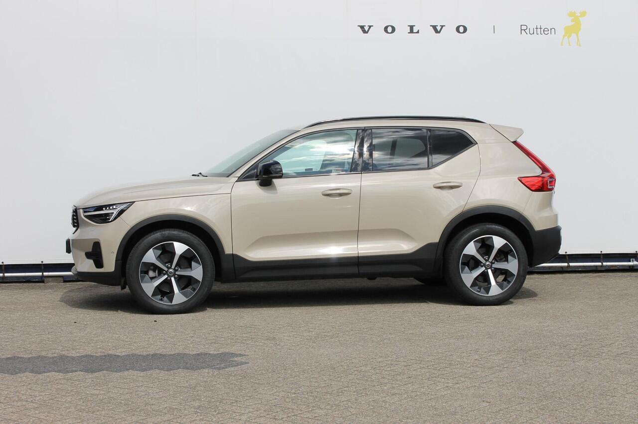 Volvo XC40 B3 177PK Automaat Plus Dark Google infotainment / Draadloos telefoon opladen / Elektrisch bedienbare bestuurdersstoel met geheugen / Adaptieve Cruise Control / Parkeersensoren voor en achter met 360 graden camera