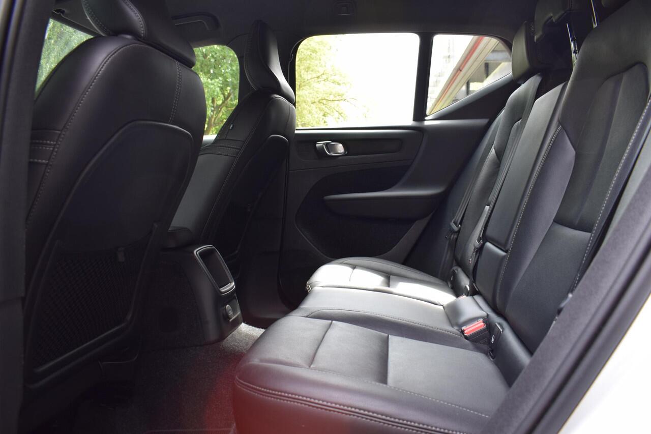 Volvo XC40 1.5 T5 Recharge R-Design met Leer/Cam/Stoelvw/Led