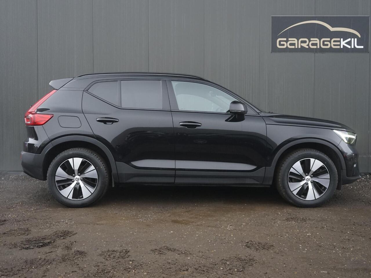 Volvo XC40 1.5 T5 Plug-in hybrid Plus Dark facelift / 1e Eig / Dealeronderh / Stoel- Stuurverwarming / Camera / Carplay / LED / Half leder