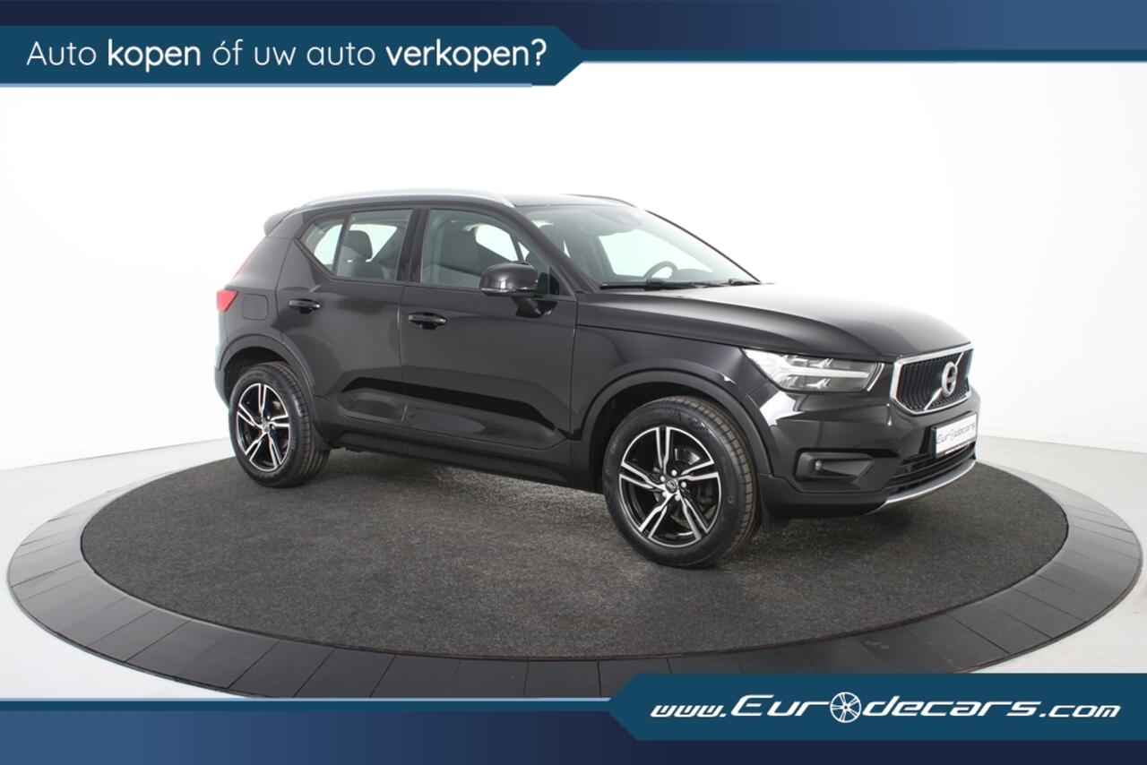 Volvo XC40 1.5 T3 Momentum Pro *1ste Eigenaar*18 inch R-Design*Navigatie*