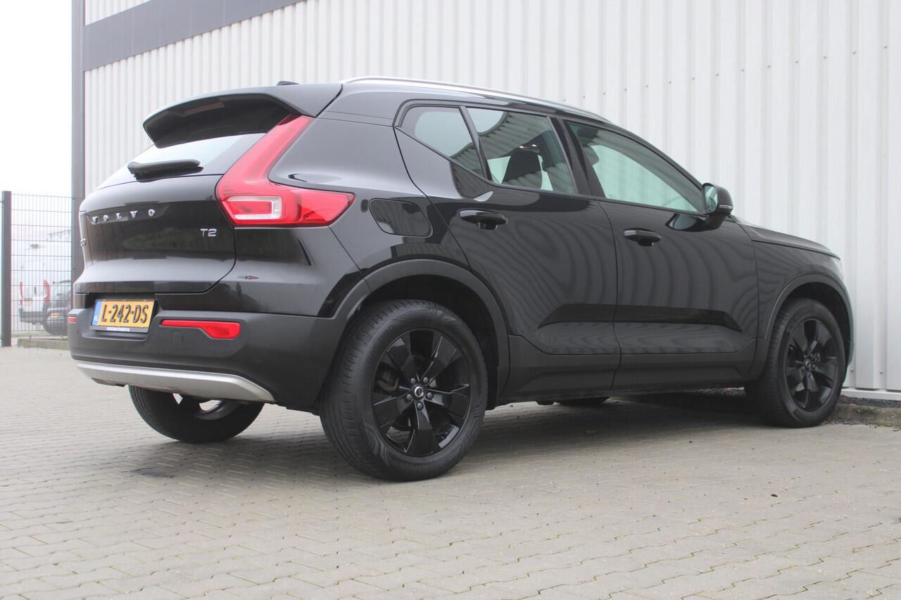 Volvo XC40 1.5 T2 Momentum | Incl. 12 maanden garantie | Apple CarPlay | Navigatie | Cruise control | Climate control | Parkeersonsoren | Lane assist |