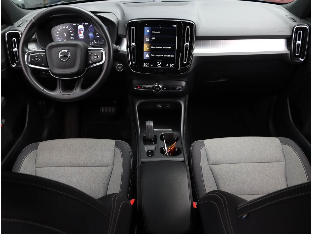 Volvo XC40 T4 Recharge Inscription Expression 211PK Climate Pack