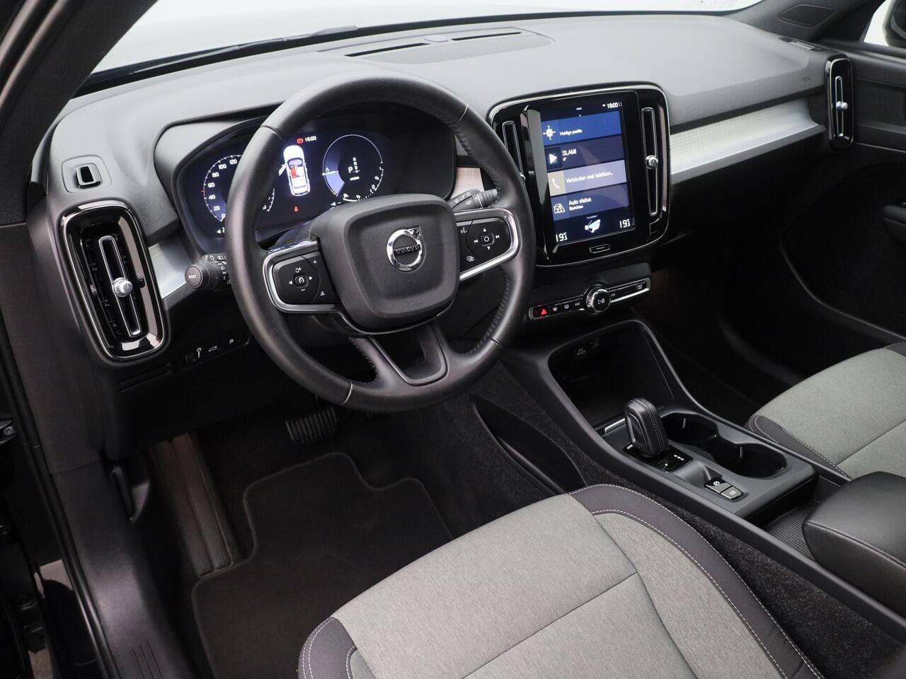 Volvo XC40 1.5 T4 Recharge Inscription Expression | CAMERA | KEYLESS