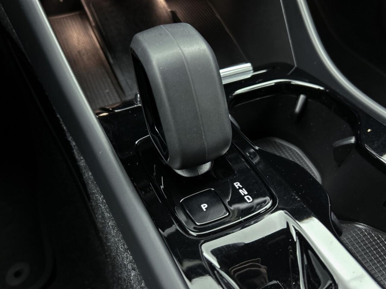 Volvo XC40 1.5 T4 Recharge R-Design | Harman Kardon | Elektrische stoelvers