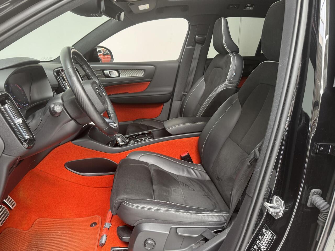 Volvo XC40 1.5 T5 Recharge R-Design | Panoramadak | Harman/Kardon | Navigatie | Elektrisch Bedienbare Achterklep |