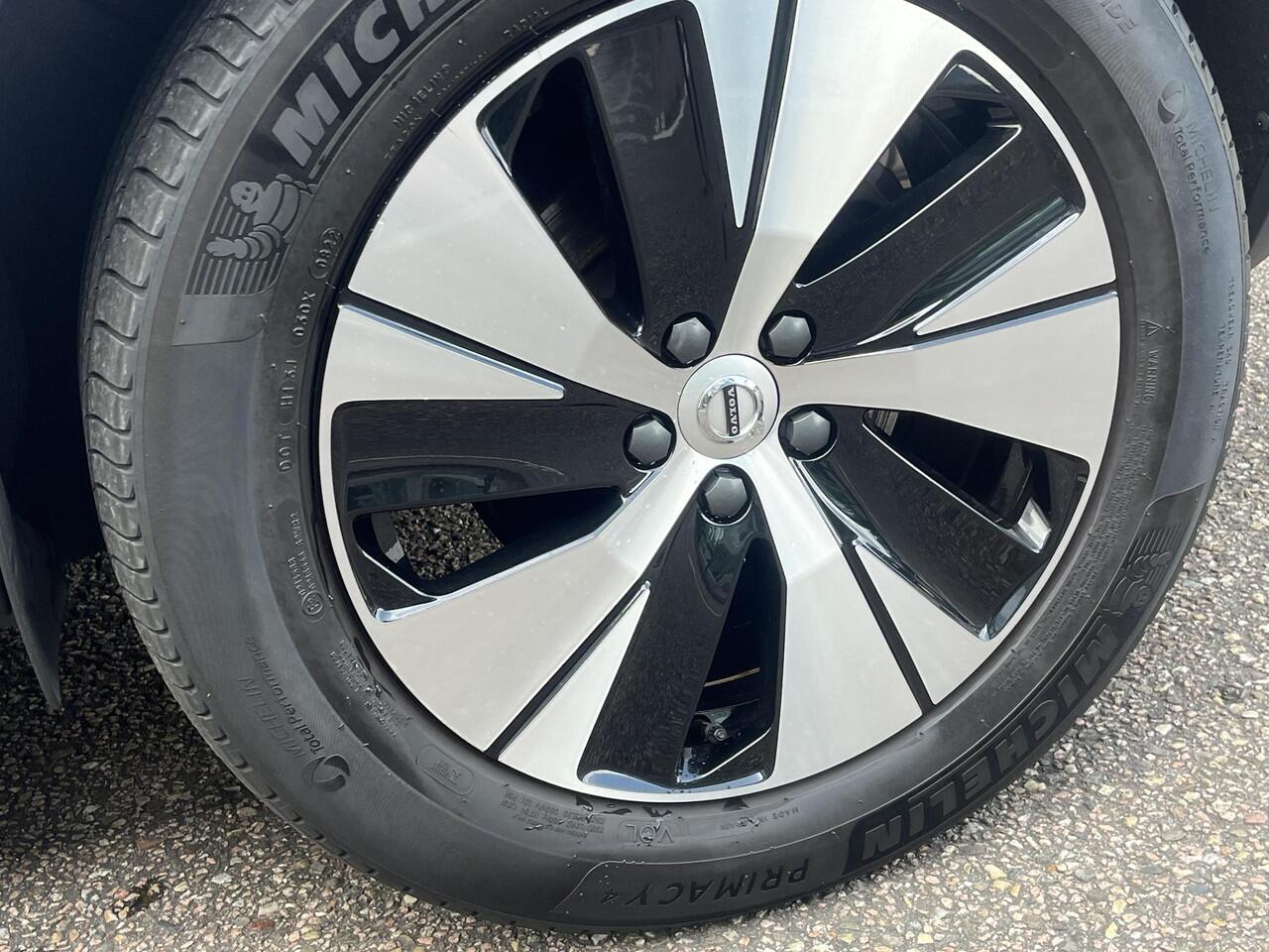 Volvo XC40 T5 Recharge Inscription Expression Pilot Assist | Camera | Stuur+stoelverwarming | Elekt. bestuurdersstoel