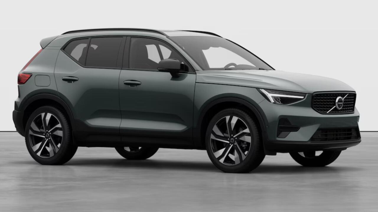 Volvo XC40 B4 Plus Dark l Verwarmbare voorruit l Visual Park Assist