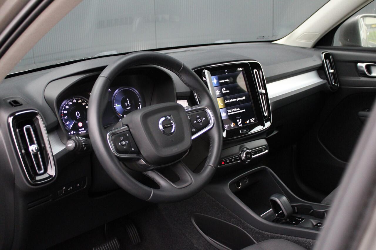 Volvo XC40 1.5 T4 Recharge Inscription - Pilot Assist - Keyless - Navi - Camera - Stoel/Stuurverwarming - LED - Rijklaar