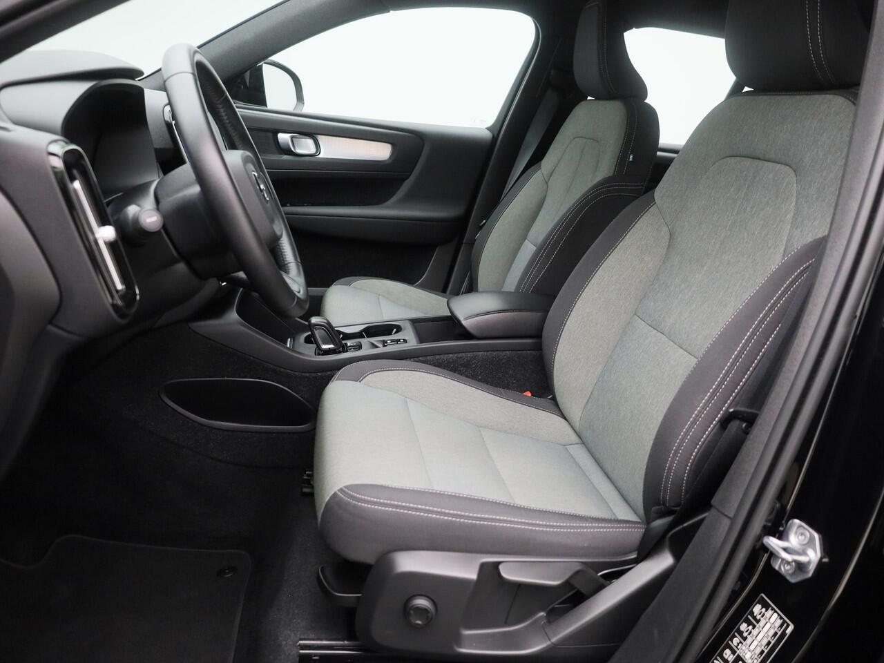 Volvo XC40 1.5 T4 Recharge Inscription Expression | CAMERA | KEYLESS