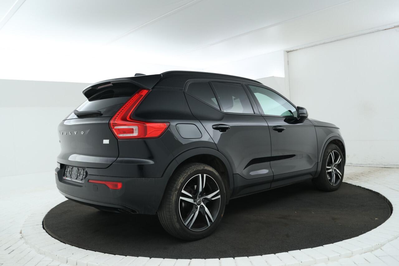 Volvo XC40 1.5 T5 Twin Engine R-Design Navigatie, Apple carplay, climate,