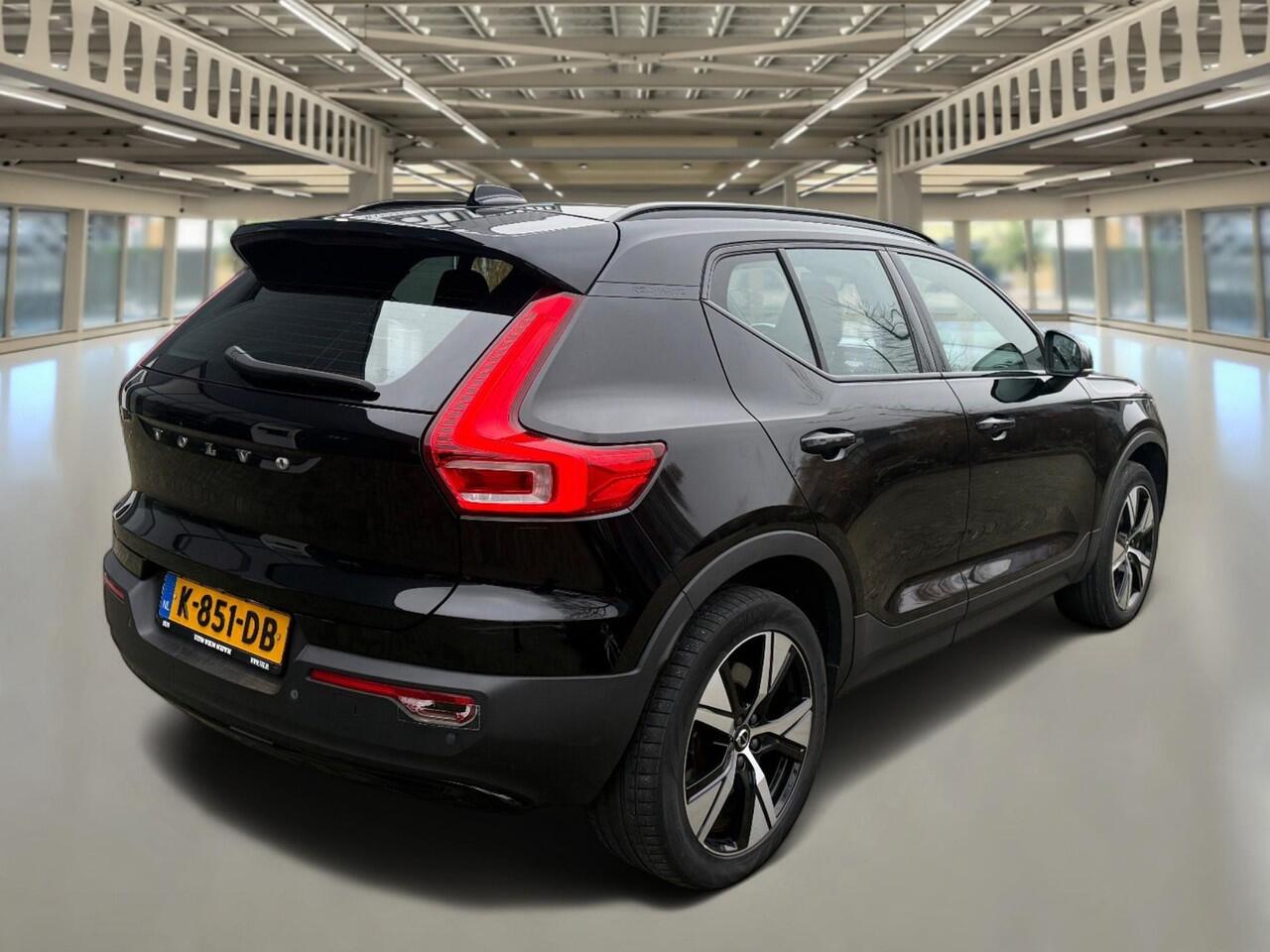 Volvo XC40 Recharge P8 AWD R-Design Panoramadak/rijklaar met garantie Soh 91 %