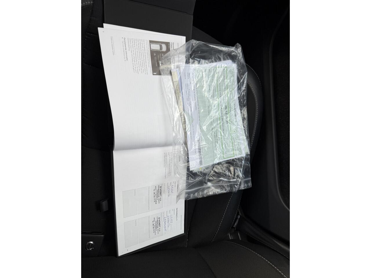 Volvo XC40 1.5 T3 Inscription XENON/CLIMA/NAVI