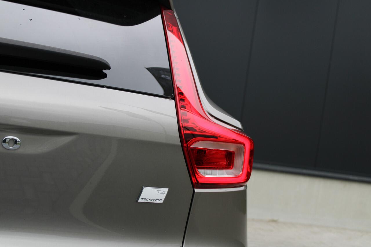 Volvo XC40 1.5 T4 Recharge Inscription - Pilot Assist - Keyless - Navi - Camera - Stoel/Stuurverwarming - LED - Rijklaar