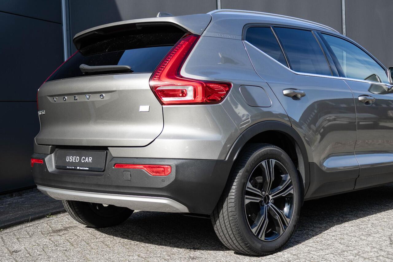 Volvo XC40 T5 Recharge Inscription | Blond lederen bekleding | Adaptive Cruise Control | Parkeerverwarming | 360° Parkeercamera | Parkeersensoren voor + achter | Stoelverwarming voor + achter | BLIS | Harman Kardon Premium Audio