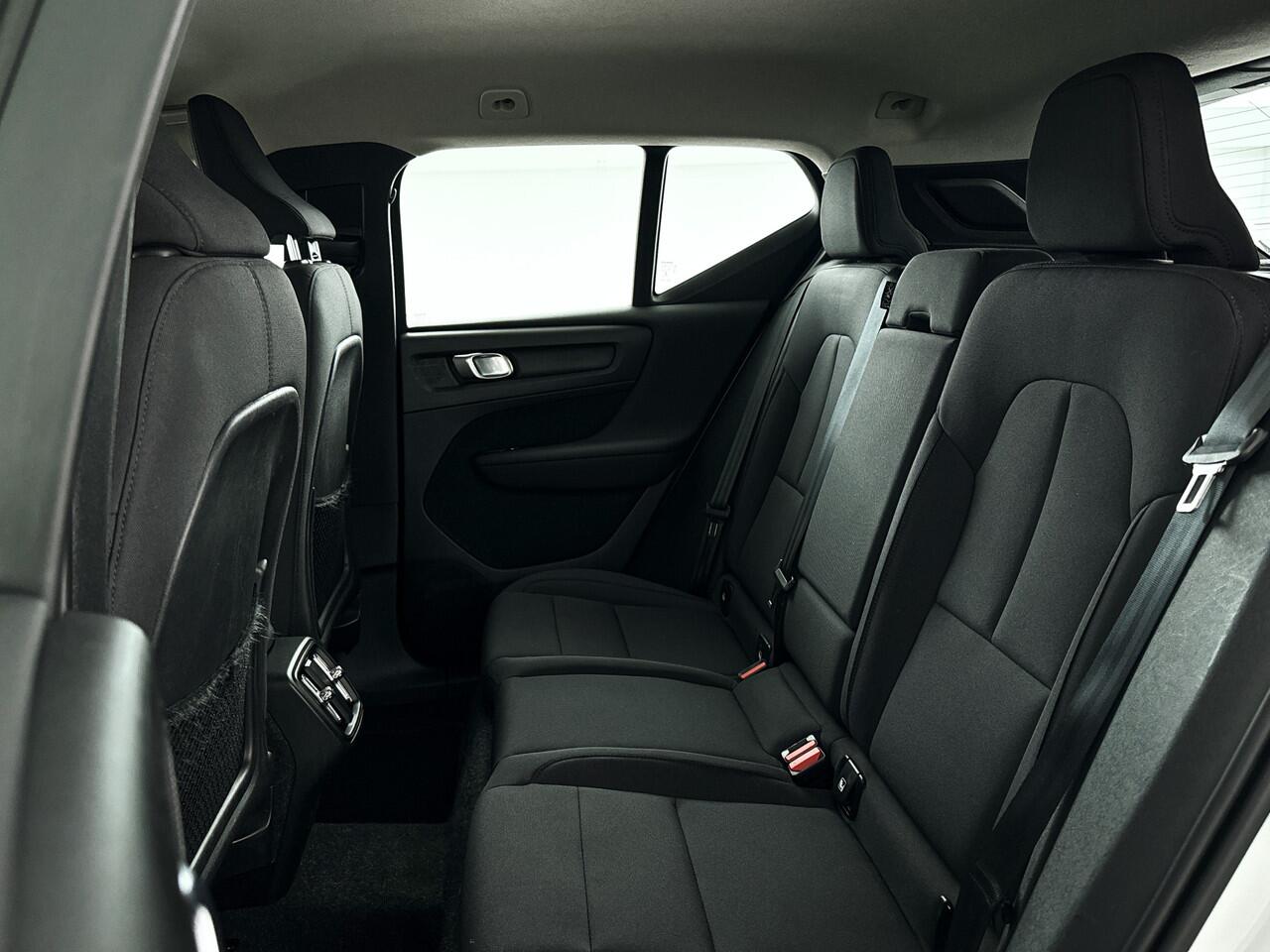 Volvo XC40 T2 Aut. Business Pro | Stoel- en stuurverwarming