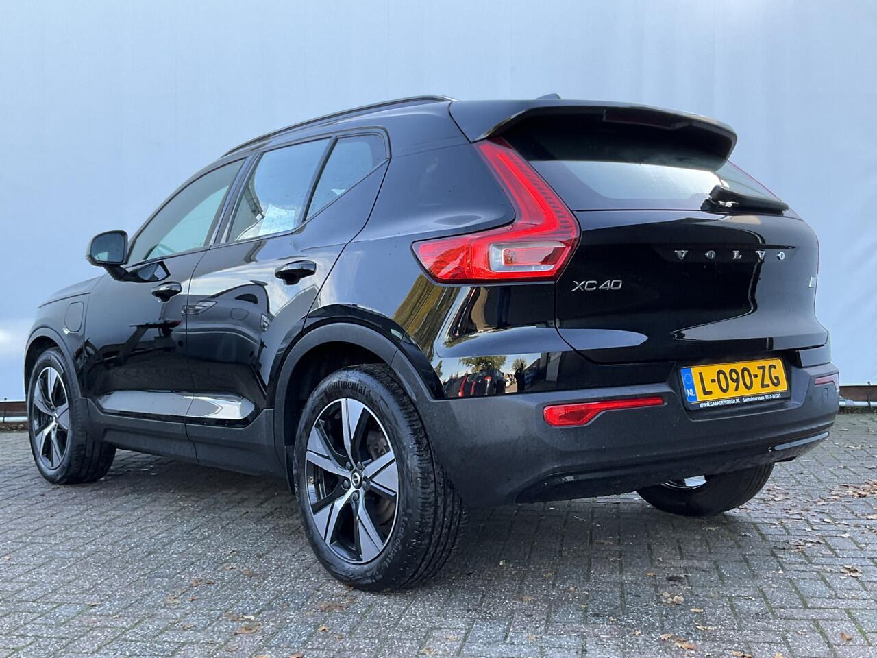 Volvo XC40 1.5 T5 262pk PHEV Recharge R-Design Elek.Trekhaak Leer Stoel/Stuurverw Adap.Cruise NL-Auto!