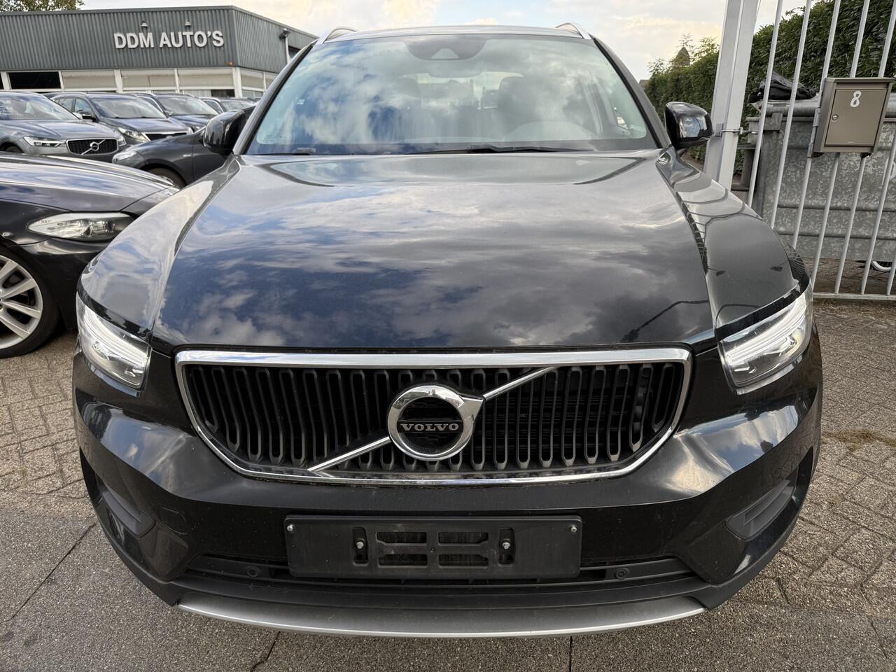 Volvo XC40 1.5 T3 Inscription XENON/CLIMA/NAVI