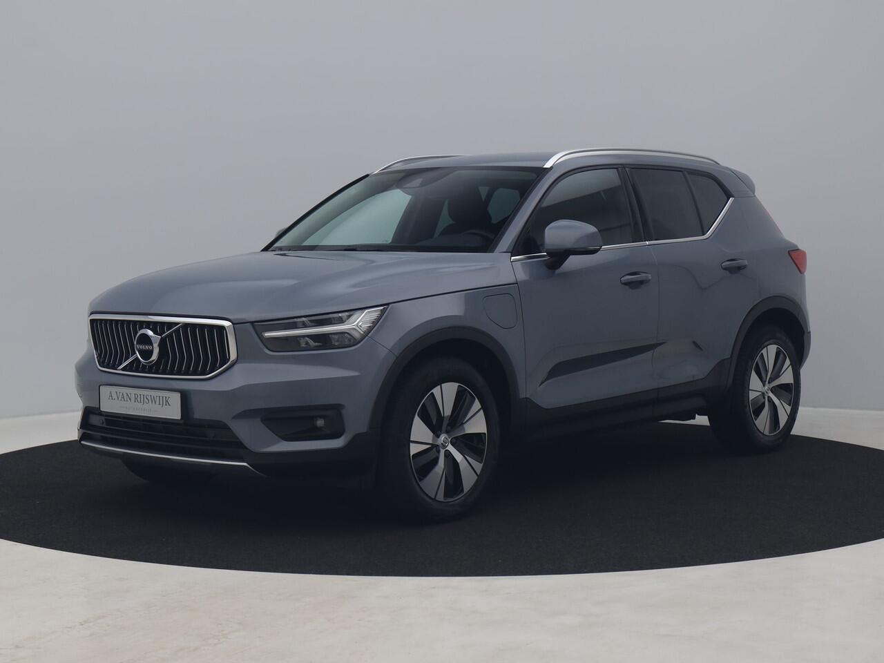 Volvo XC40 1.5 T5 Twin Engine Momentum Pro | KEYLESS | H&K | STOEL- EN STUURVERW.