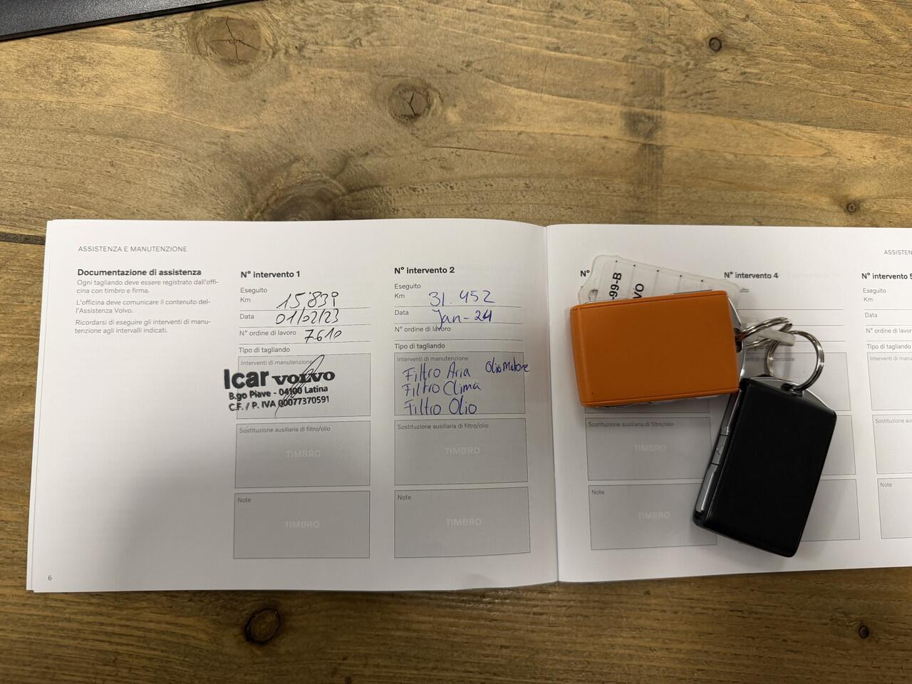 Volvo XC40 1.5 T5 Recharge Inscription Leer slechts 47.000km!