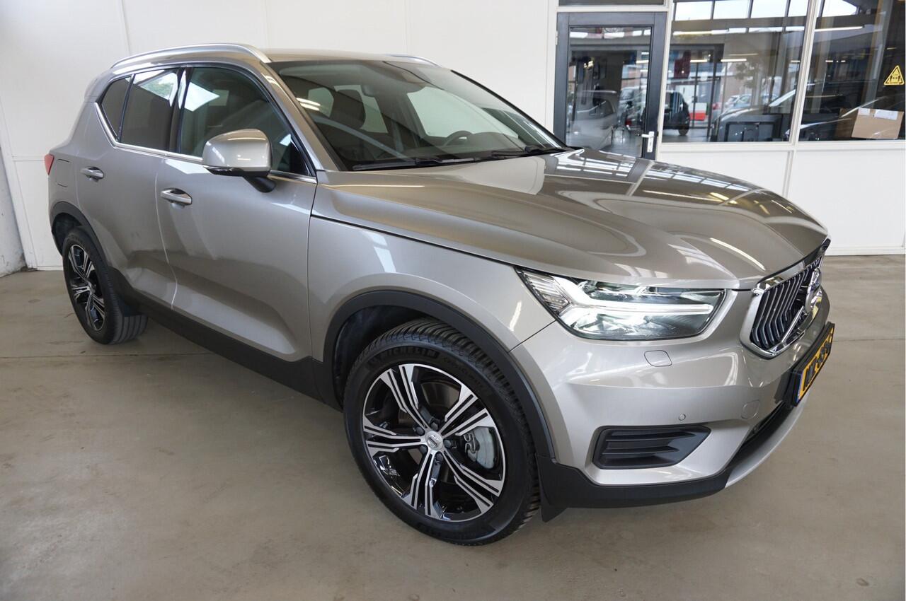 Volvo XC40 1.5 T4 Inscription Leder Pilot-Assist Navi Camera