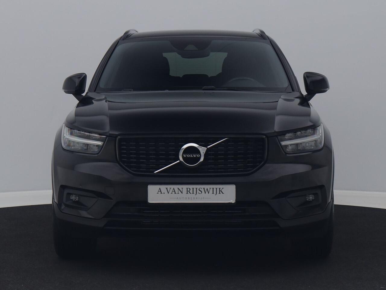 Volvo XC40 1.5 T4 Recharge R-Design | CAMERA | KEYLESS | LEDER