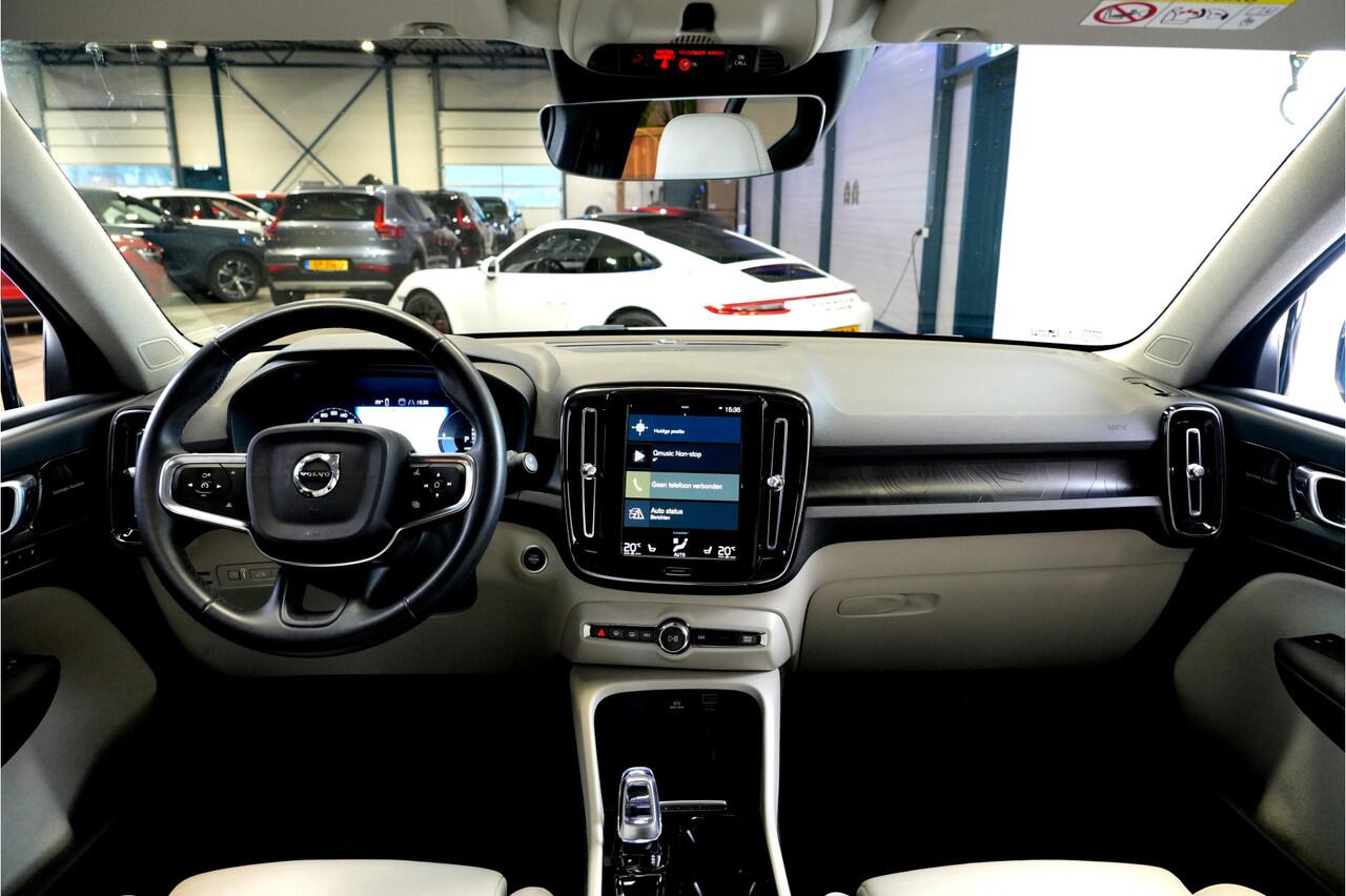 Volvo XC40 1.5 T5 Plug-in Hybrid 193kW/262pk DCT7 Ultimate Bright FACELIFT! PANORAMADAK + HARMAN/KARDON + ADAPT.CRUISE + PILOT ASSIST + NAVI SENSUS + BLIS + LANE ASSIST + EL.STOELEN + STOEL-&STUURVERWARMING + CAMERA + KEYLESS + PARKSENSOREN V&A + 19" LM-VELGEN!!