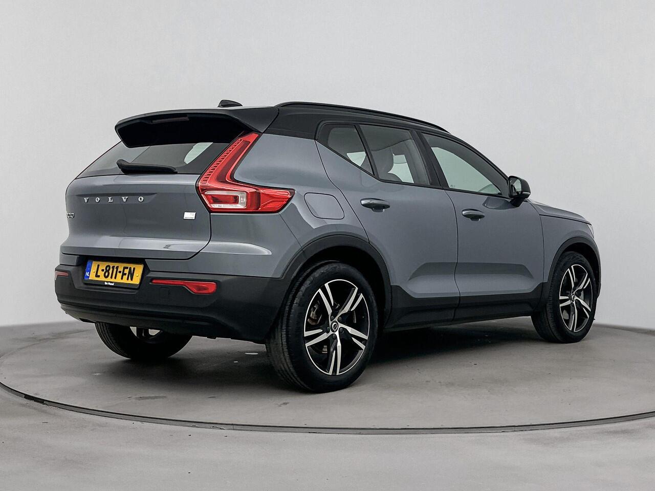 Volvo XC40 1.5 T5 Recharge R-Design Expression | Climate Pack | Cruise Control | Navigatie | Lichtmetalen velgen 18"| Panorama-Dak | Trekhaak