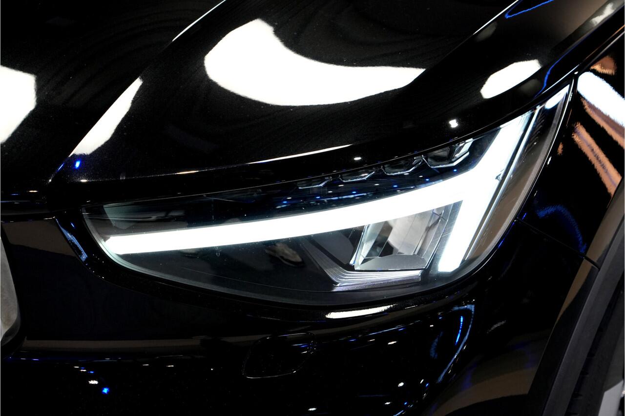 Volvo XC40 1.5 T5 Plug-in Hybrid 193kW/262pk DCT7 Ultimate Bright FACELIFT! PANORAMADAK + HARMAN/KARDON + ADAPT.CRUISE + PILOT ASSIST + NAVI SENSUS + BLIS + LANE ASSIST + EL.STOELEN + STOEL-&STUURVERWARMING + CAMERA + KEYLESS + PARKSENSOREN V&A + 20" LM-VELGEN!!