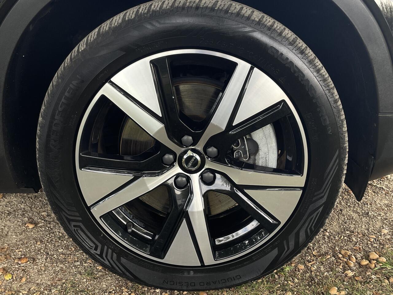 Volvo XC40 Recharge P8 AWD R-Design | Cruise control adaptief | Info 0492-588974 |