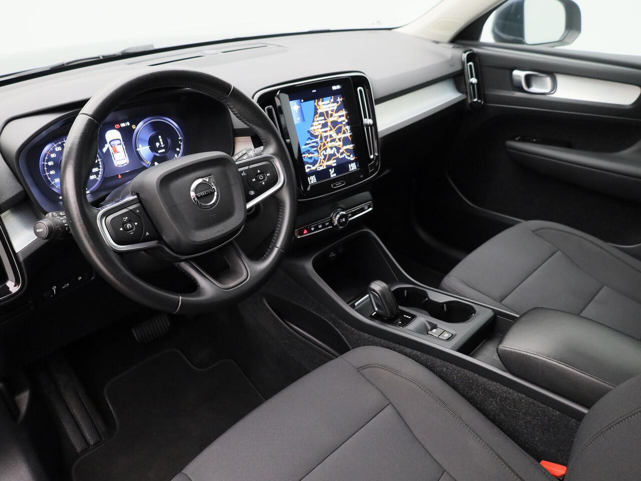 Volvo XC40 1.5 T4 Recharge Inscription Expression | PANO | CAMERA | KEYLESS