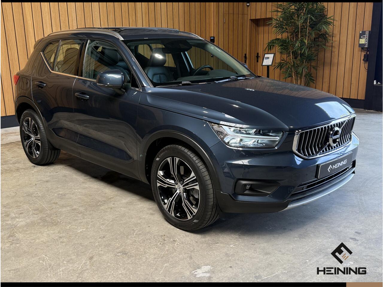 Volvo XC40 1.5 T5 Recharge Inscription Expression Navi. Panoramadak. Apple-carplay. Harman/kardon