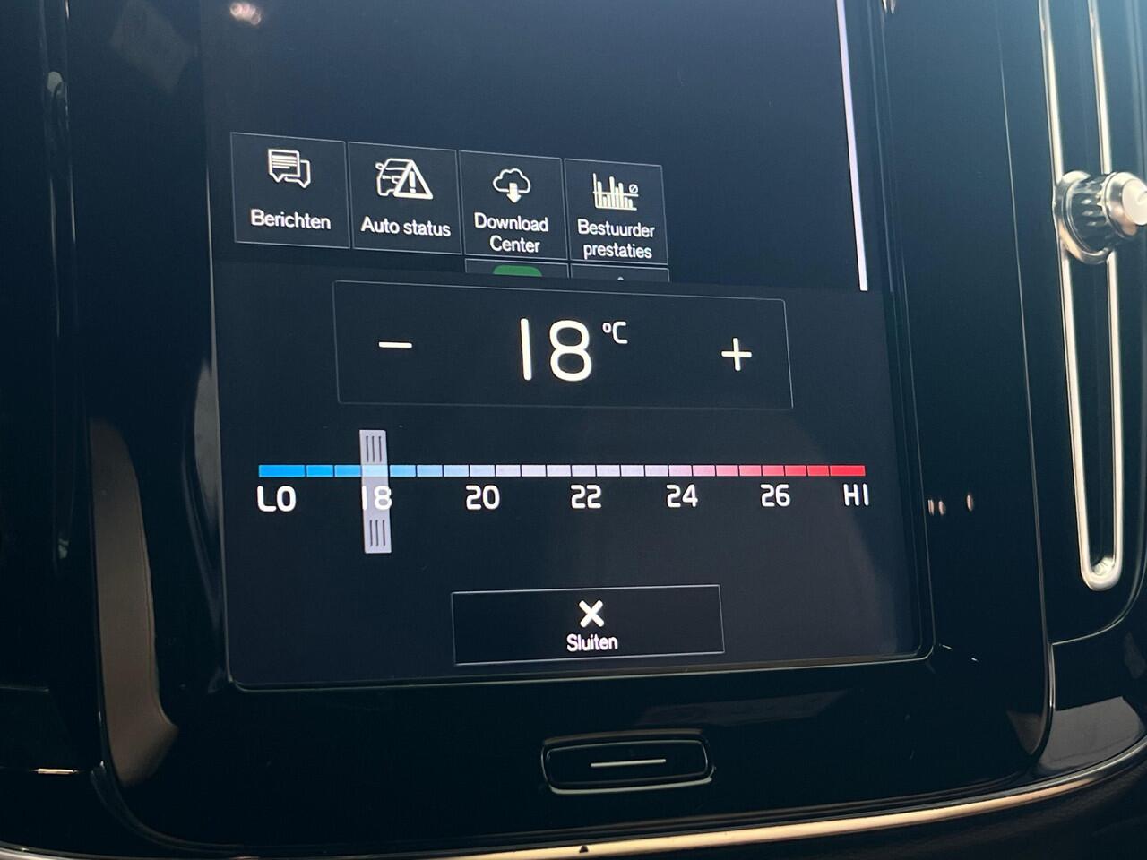 Volvo XC40 1.5 T5 Twin Engine Inscription NL AUTO | LEDER | STOELVERW | 5x voorraad