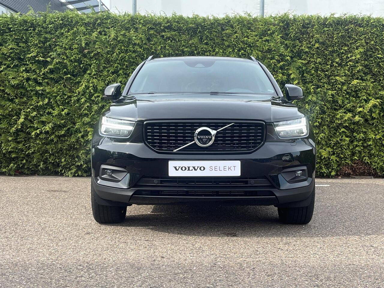 Volvo XC40 T4 Recharge R-Design | 360 Camera | Keyless | Stoelverwarming