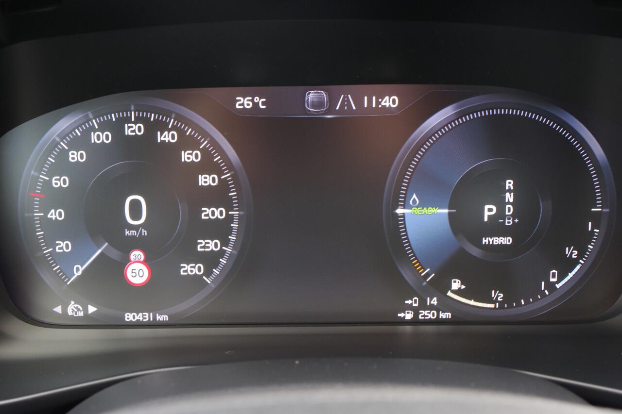 Volvo XC40 1.5 T4 Plug-in Hybrid Core Bright 211 PK, LED, Cruise Control, Climate Control, Camera, Carplay