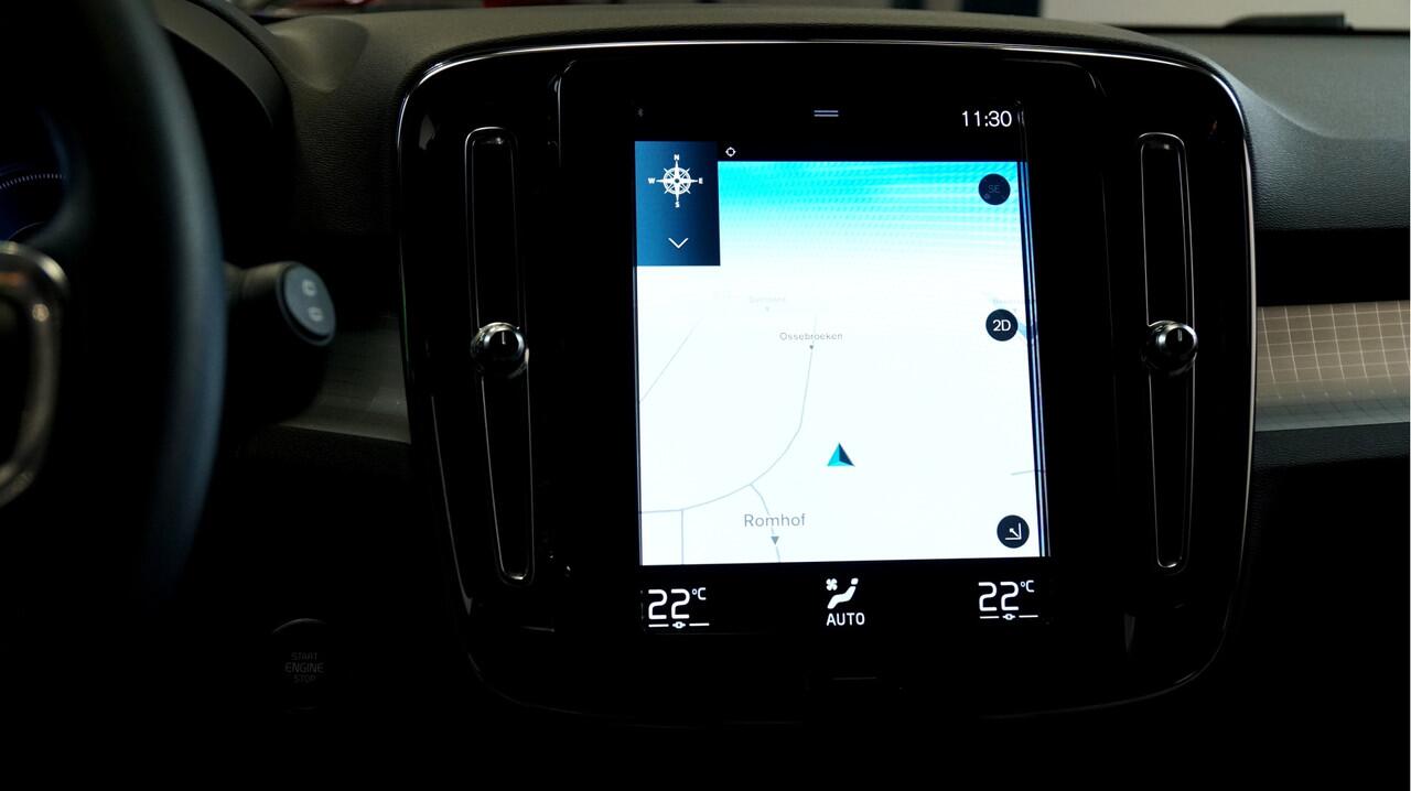 Volvo XC40 1.5 T5 Plug-in Hybrid 193kW/262pk DCT7 FACELIFT! Plus Bright CLIMA + CRUISE + FULL LED HIGH BEAM + NAVI SENSUS + LANE ASSIST + SPORTSTOELEN + KEYLESS ENTRY&GO + CAMERA + MISTLAMPEN VOOR + PARKSENSOREN + 18" LM-VELGEN!!